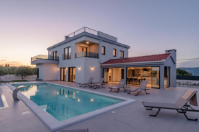 Villa Skyora